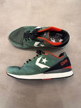 😎 Converse Green, Black & Orange Low-Top Sneakers